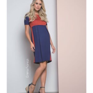 Vestido com Recorte Lateral